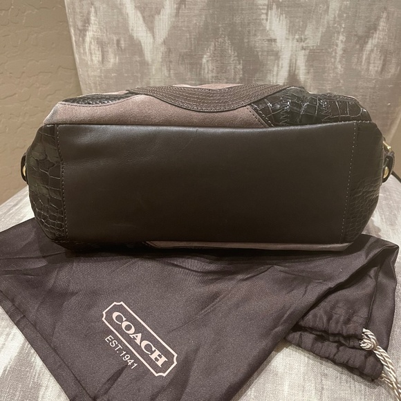 Limited Edition Coach Brooke Handbag - Picture 6 of 6